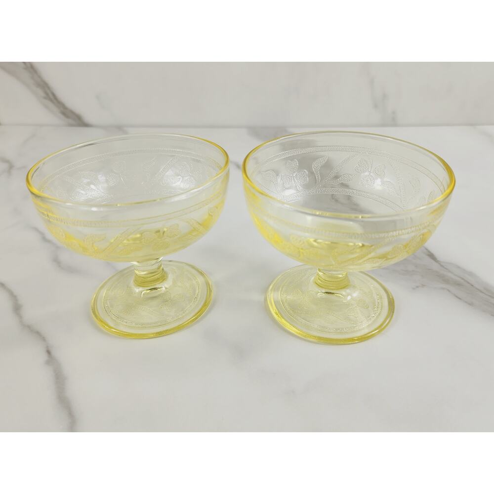 Hazel Atlas Sherbet Glasses Cloverleaf Yellow Footed 30s Depression Glass 3 1/4"